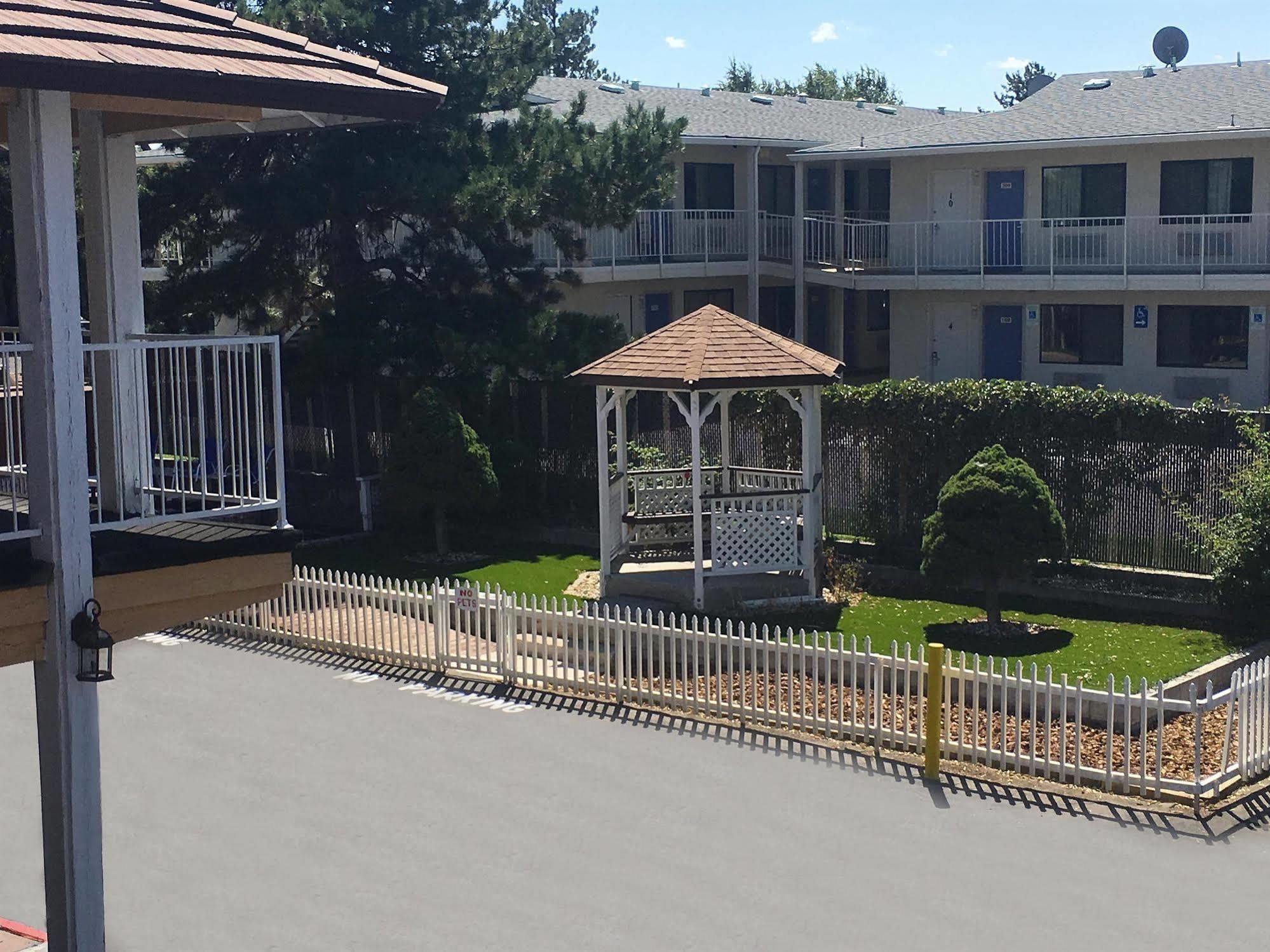 Americas Best Value Inn - Carson City Bagian luar foto