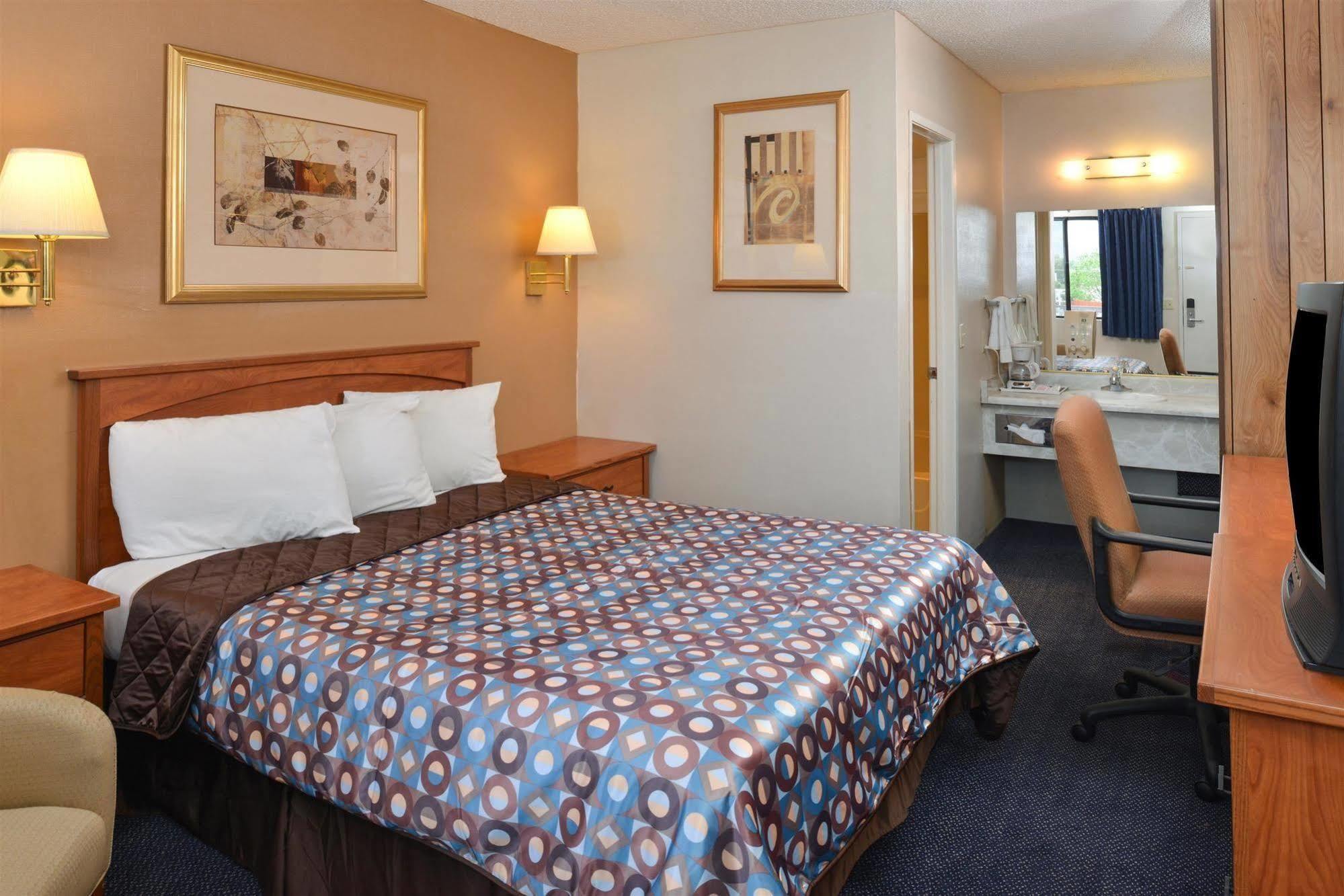Americas Best Value Inn - Carson City Bagian luar foto